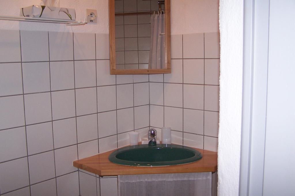 Salomony Chambre D'Hotes Marcols-les-Eaux ห้อง รูปภาพ